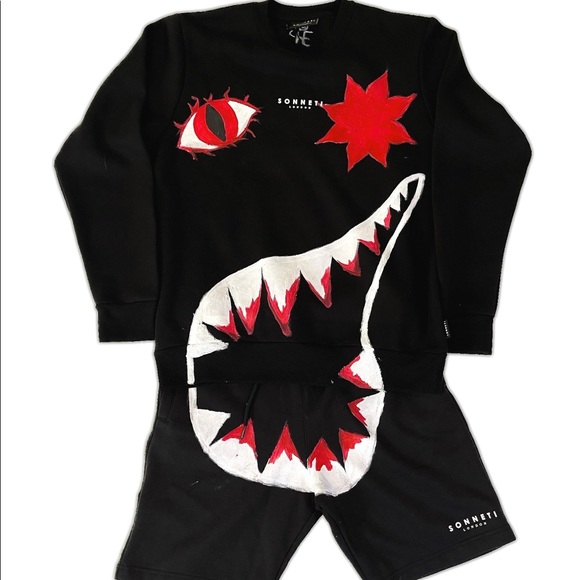 Top size: medium; Bottom size: small; 1/1 hand painted High